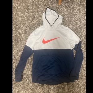 Nike Hoodie Medium